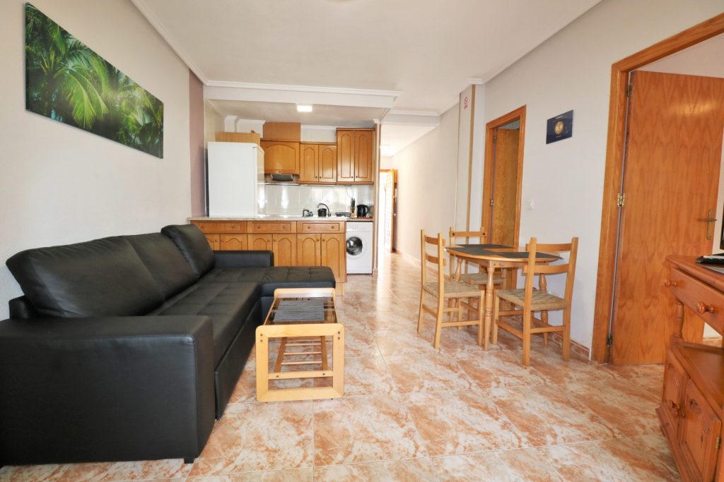 PLAYA DE LOS LOCOS – 2 BEDROOM APARTMENT NEAR THE BEACH