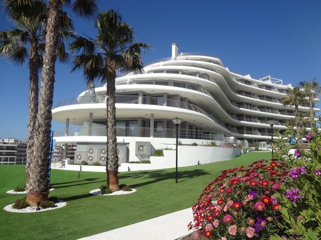 INFINITY VIEW – MODERN NEW BUILD APARTMENT WITH A MAGNIFICANT VIEW